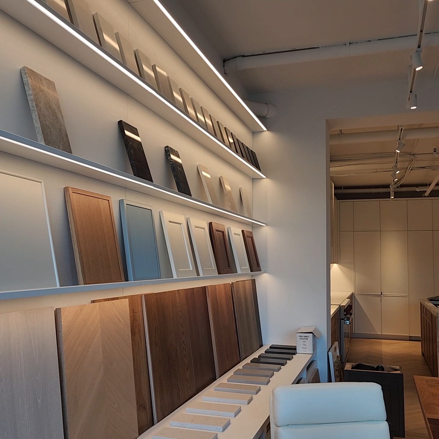 LV Electrical lighting installation